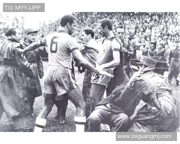 全球著名雕像足球明星盘点与背后的故事揭秘 全球著名雕像足球明星盘点与背后的故事揭秘