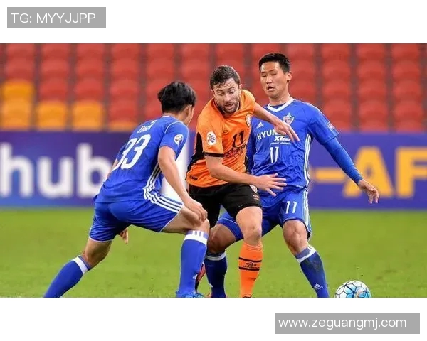 柏斯光荣迎战蔚山现代全力争胜展现球队实力与激情的巅峰对决 柏斯光荣迎战蔚山现代全力争胜展现球队实力与激情的巅峰对决